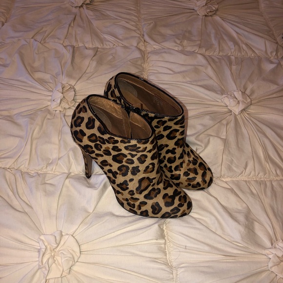 Aldo cheetah booties - Picture 2 of 6